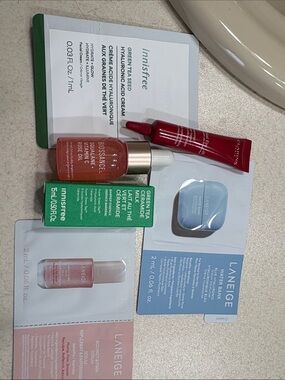 Clarins Total Eye Lift Concentrate - Deep Red Tube